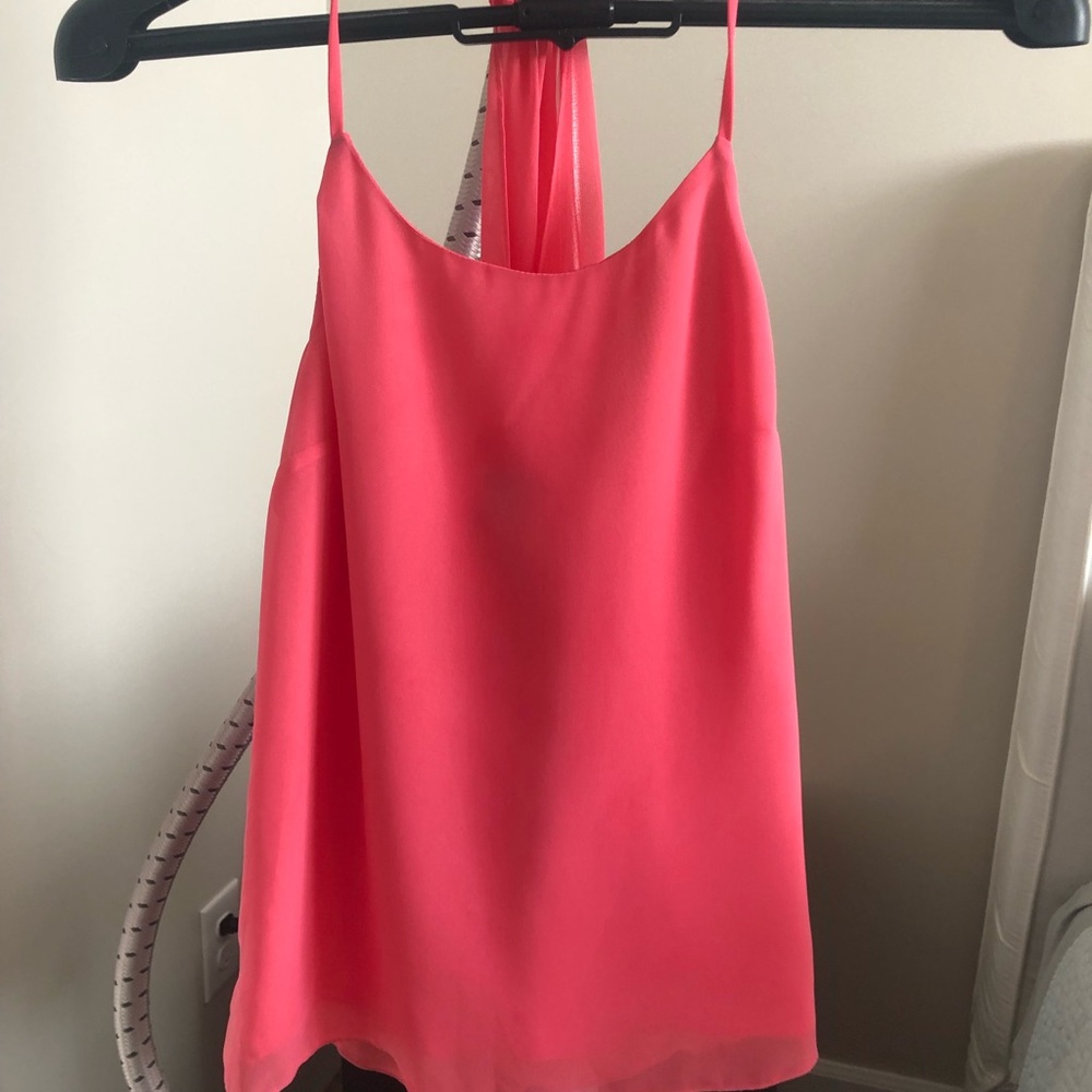 Jennifer Lopez Bright Pink tank top